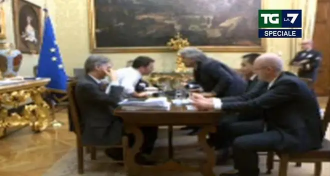 Renzi - Grillo, va in onda lo scontro