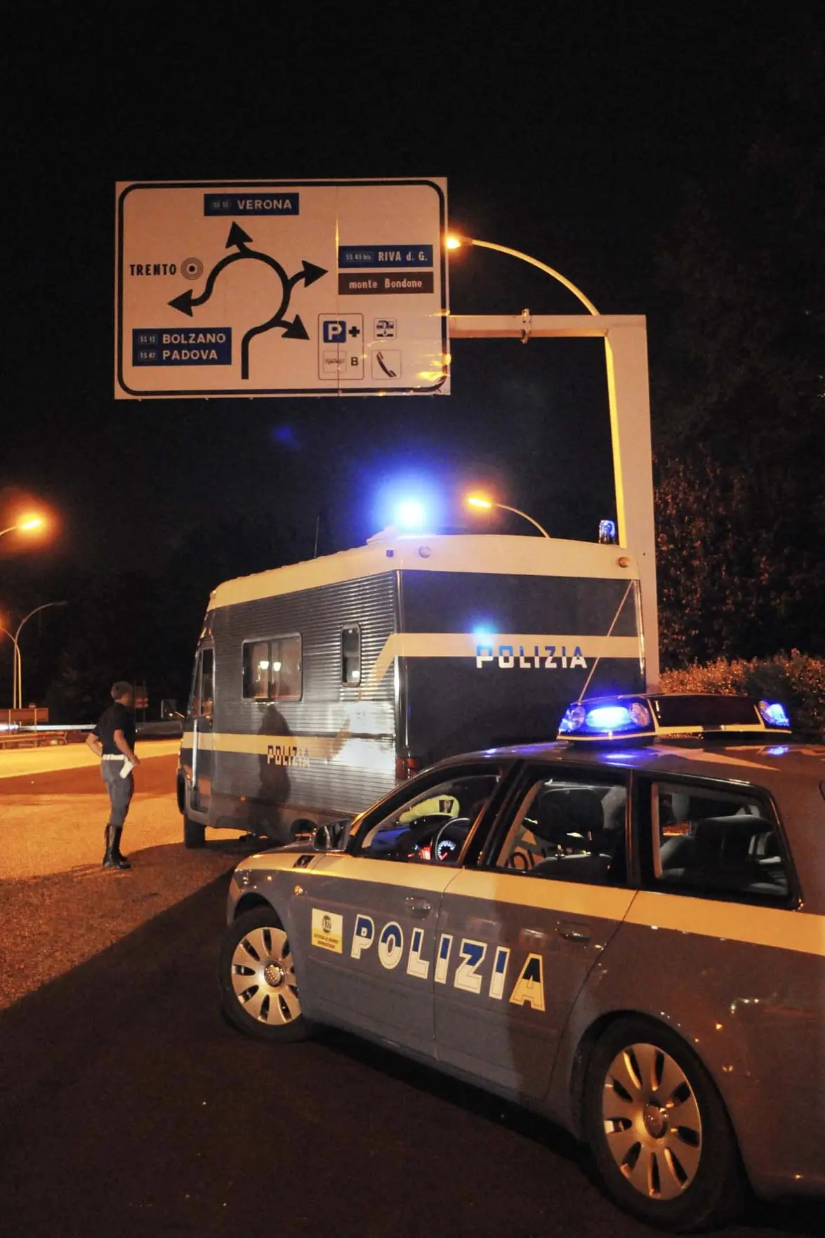 Arrestato passatore: con lui due bimbi di cinque e nove anni