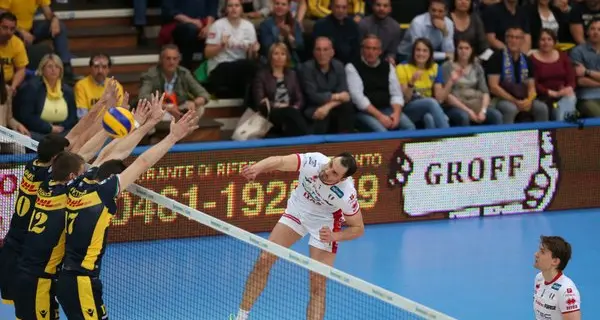 Adesso è finita: cade la Diatec, Modena in finale