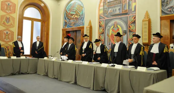 Provincia bocciata in trasparenza