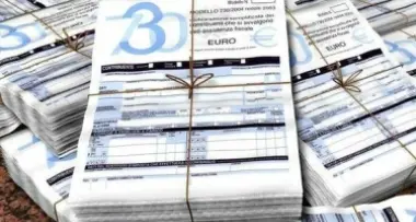 I Caf lasciati senza soldi da Roma