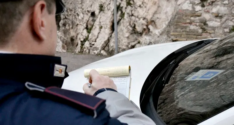 Se il vigile è in borghese la multa non è valida
