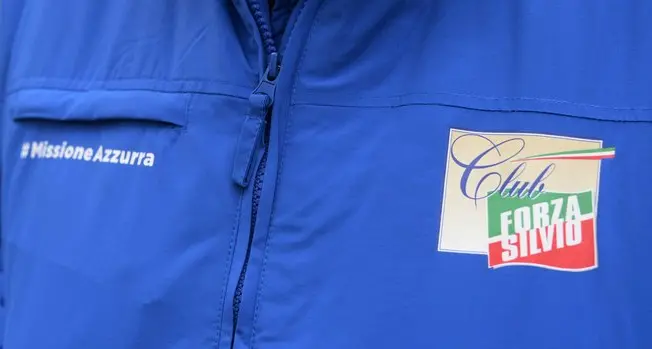 «Einaudi» e «Dante»: ecco i primi club di Forza Silvio