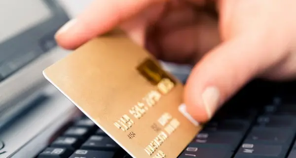Furti d'identità e frodi creditizie: nel 2015 la perdita è stata di 172 milioni di euro