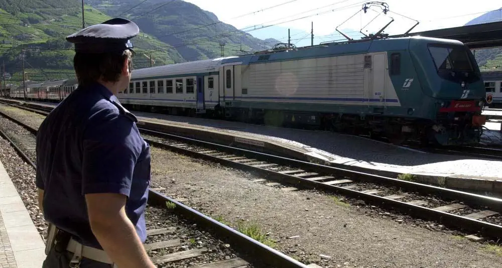 Sempre più droga viaggia sui treni