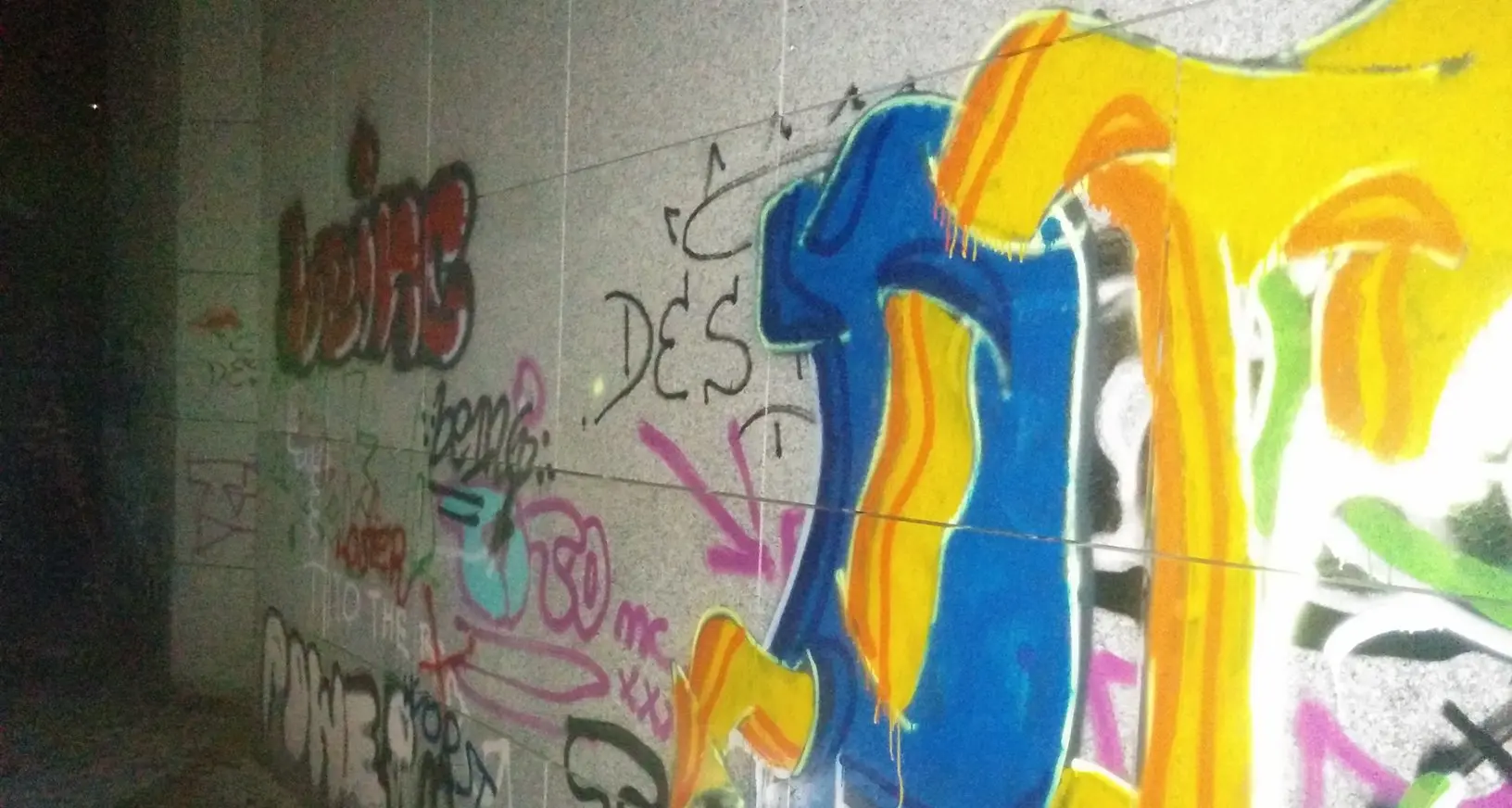 Scritte sui muri della Provincia, denunciati tre minori