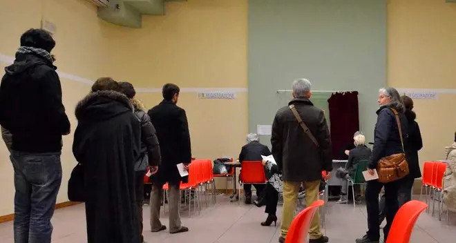 Primarie Pd, 300 trentini «ritardatari» premono per votare