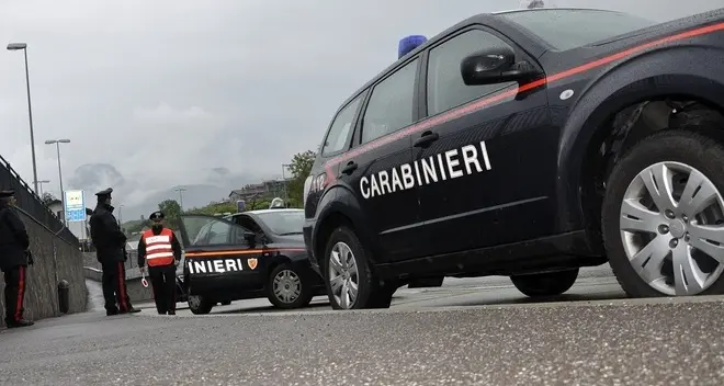 «Prelievi» dalla cassa, dipendente arrestato