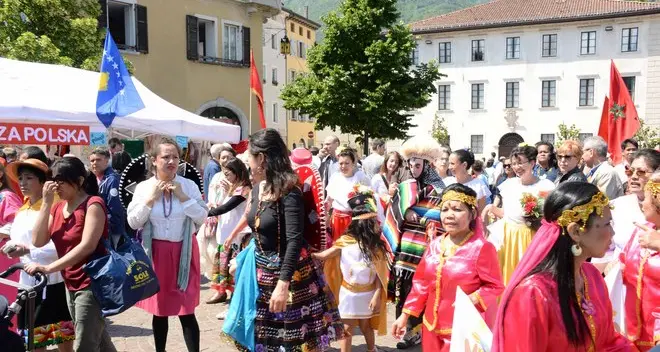 Festa dei popoli, i mille colori di Trento