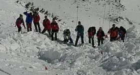 Tre valanghe in TrentinoDue feriti, uno salvo per miracolo