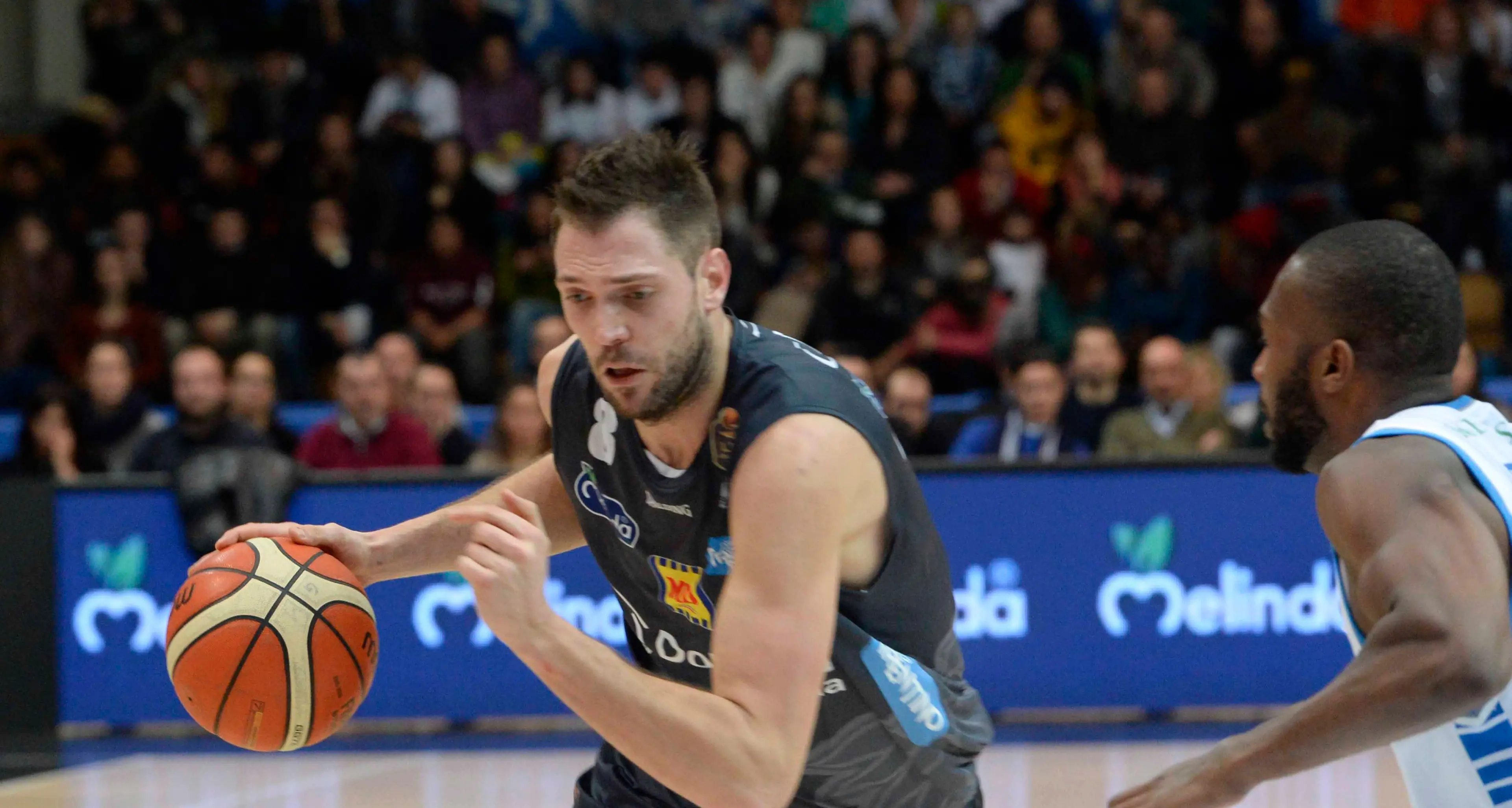 Addio final eight: Aquila senza mira, passa Cantù