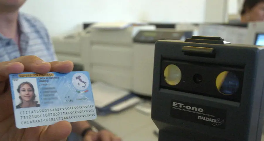 Trento, la carta d’identità diventa solo elettronica