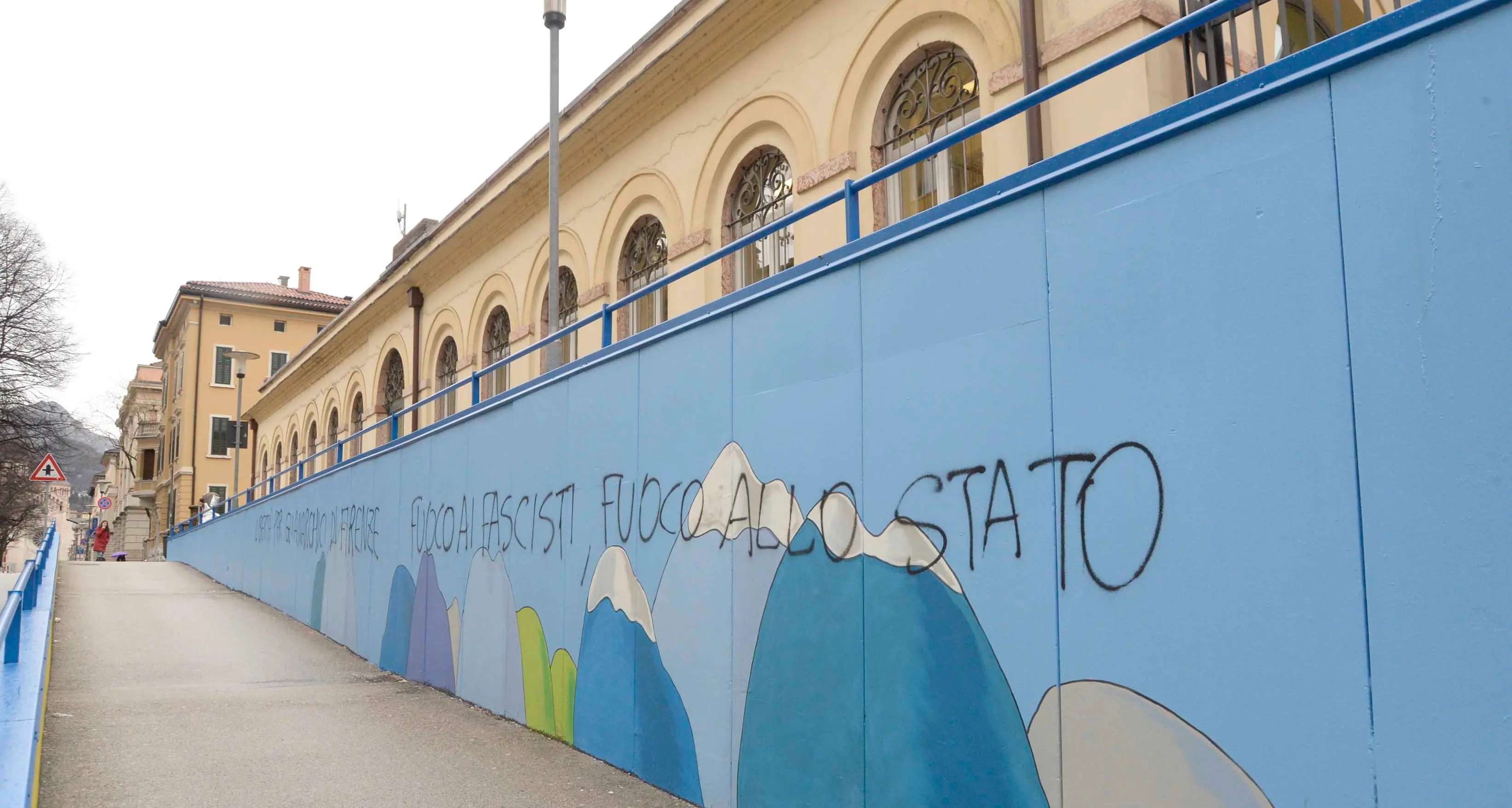 Trento, un nuovo sfregio al murale di Patauner