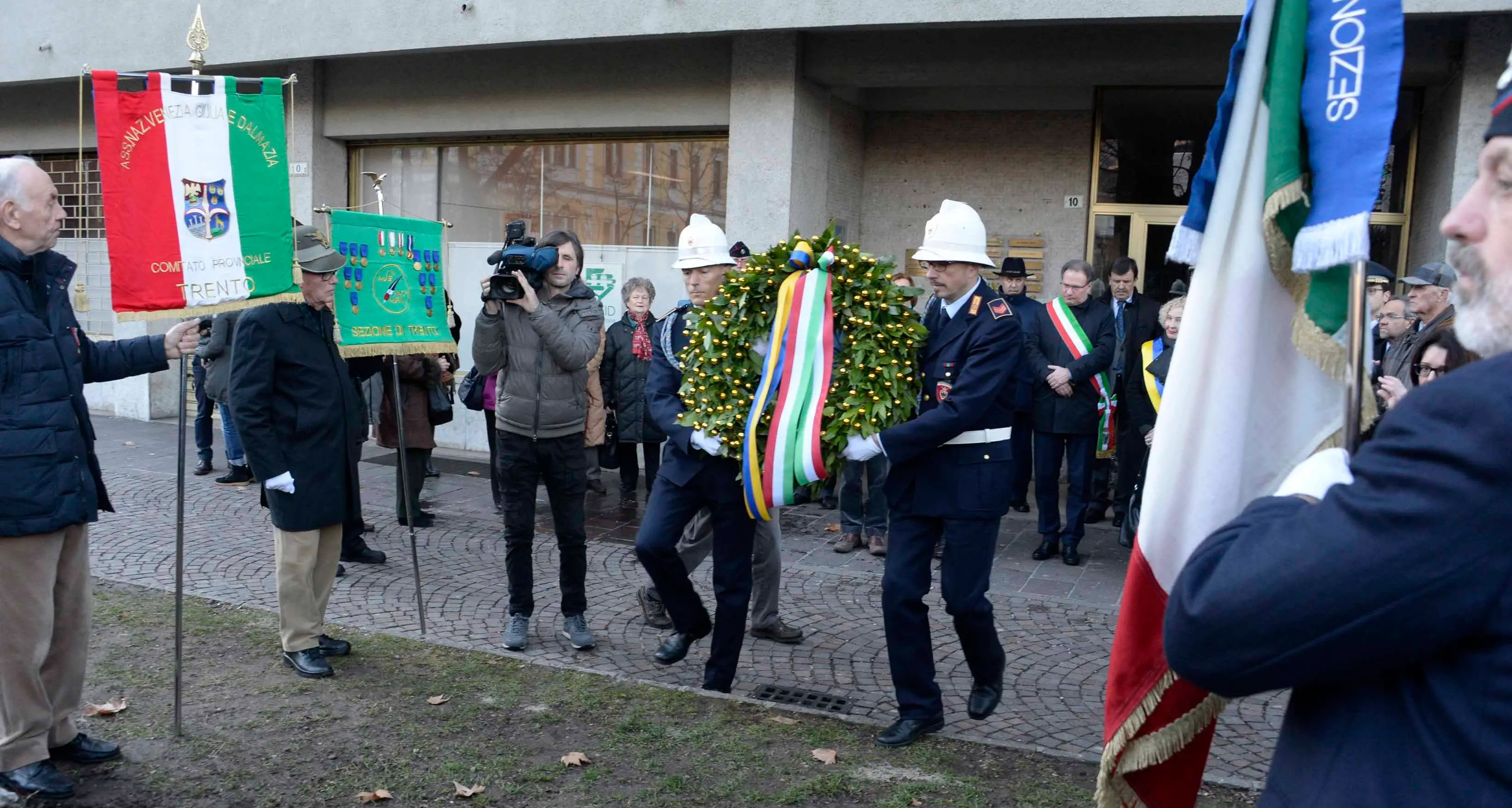 CasaPound: \"In piazza per ricordare i martiri delle Foibe\"