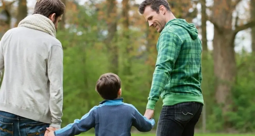 Utero in affitto, sì a «due padri»