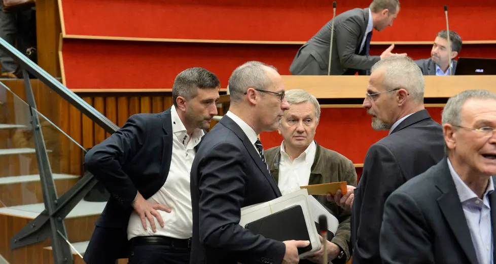 Sì ai sindaci-candidati Pd diviso sul ddl Borga