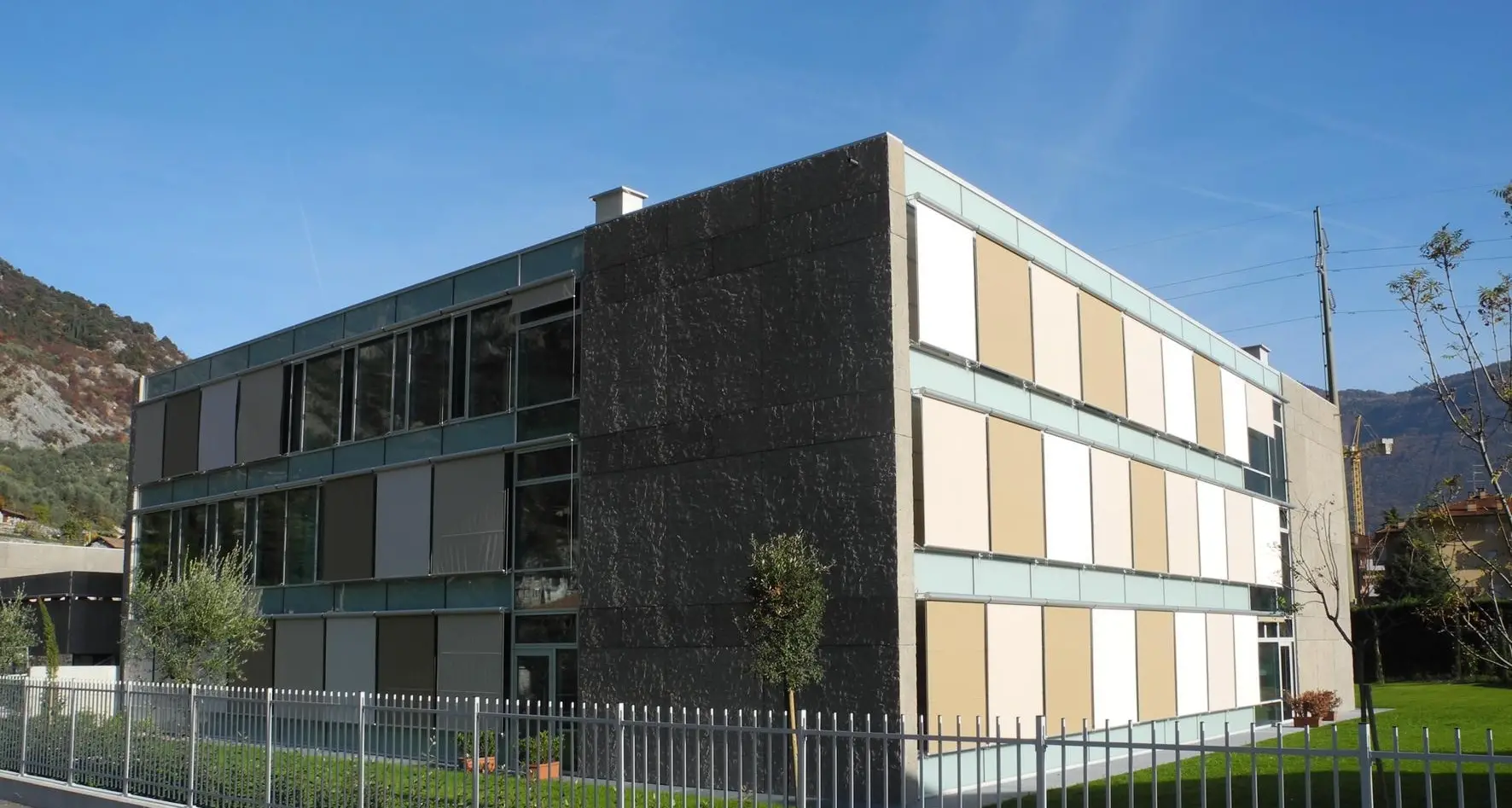 La scuola milionaria è già guasta