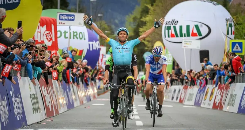 Michele Scarponi vince la prima tappa del Tour of the Alps