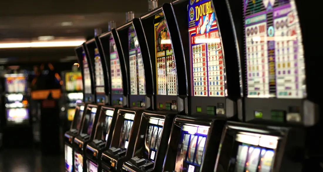 Azzardo, la prevenzione fa calare la voglia di gioco