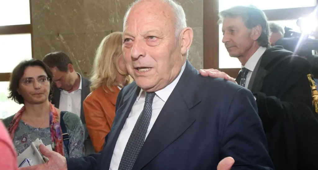 Fondi riservati, il pm chiede 2 anni e 6 mesi per Durnwalder