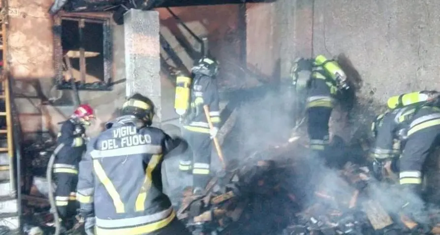 Roverè, il vigile del fuoco indagato per tre roghi