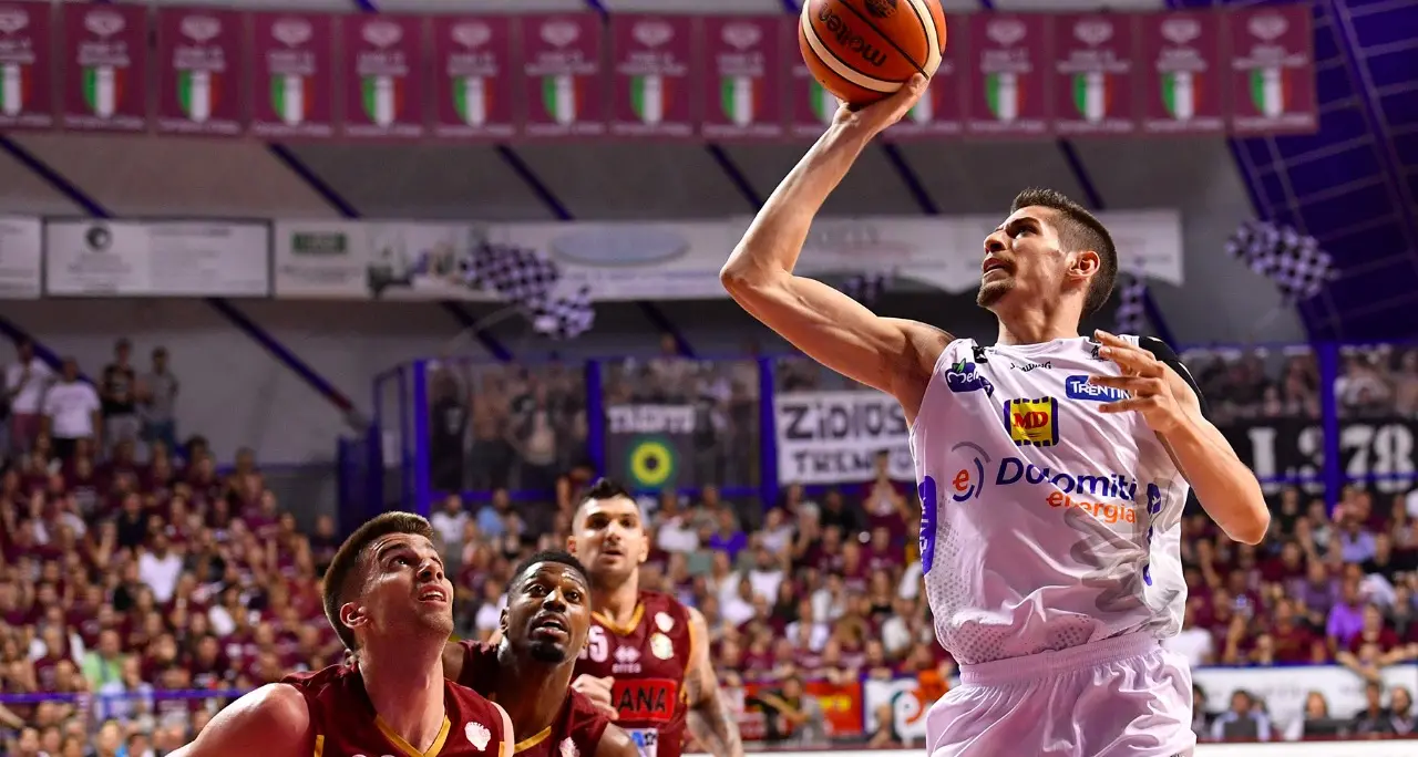 Aquila sconfitta a Venezia, finale scudetto sull'1 a 1