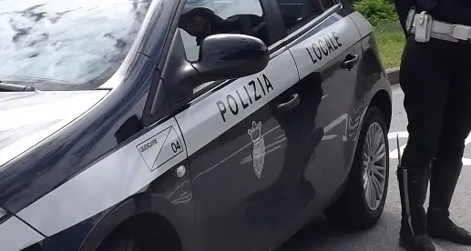 Padre sfrutta per anni il figlio disabile, imprenditore denunciato