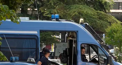 Il prefetto: «Piazza Dante va recintata»
