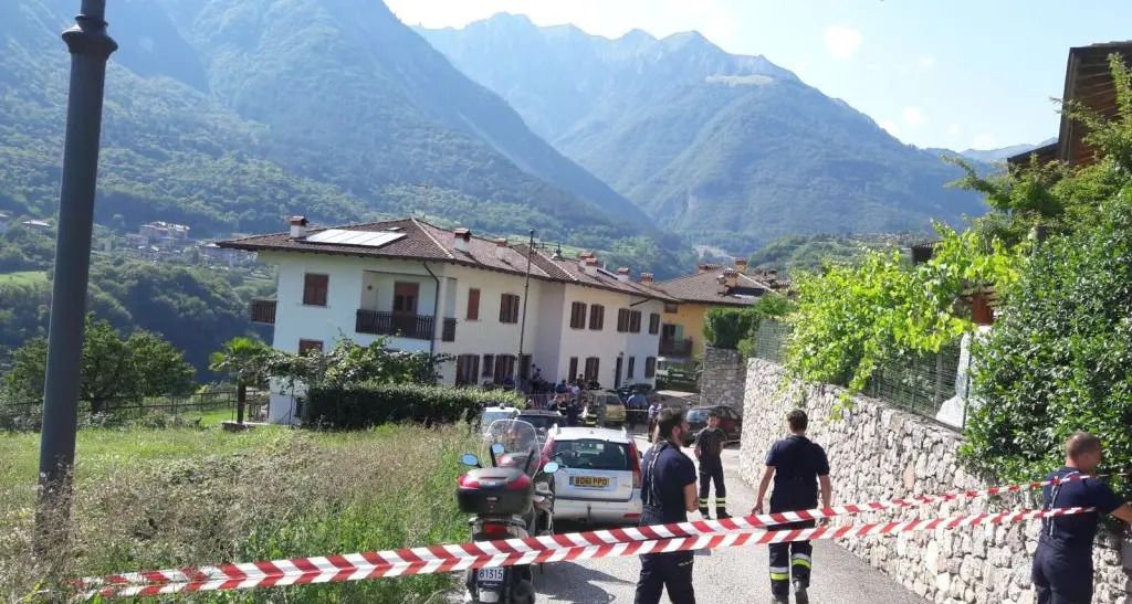 Tenno, due giovani trovati morti in casa