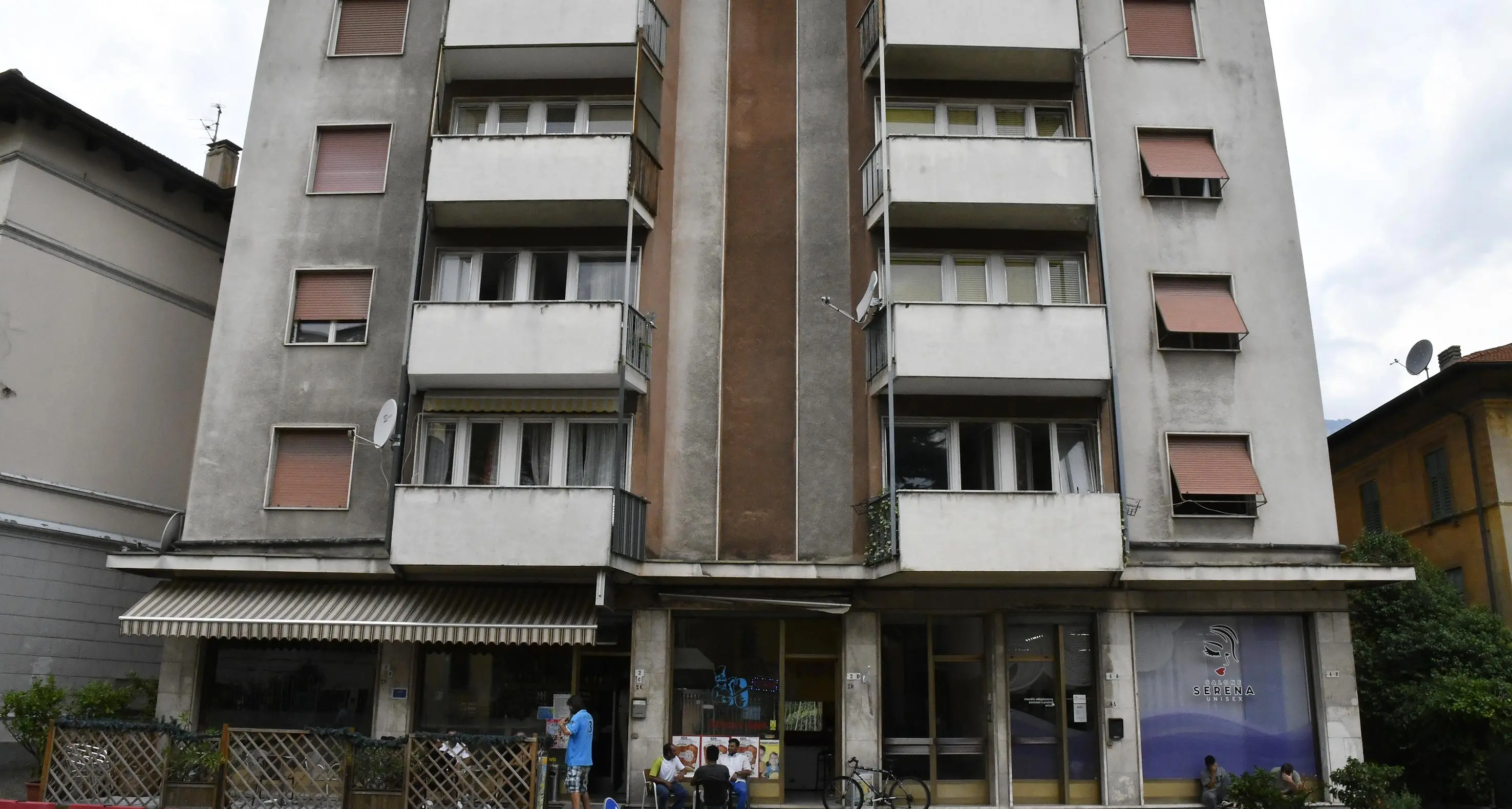 Precipita l’ascensore, in tre all’ospedale