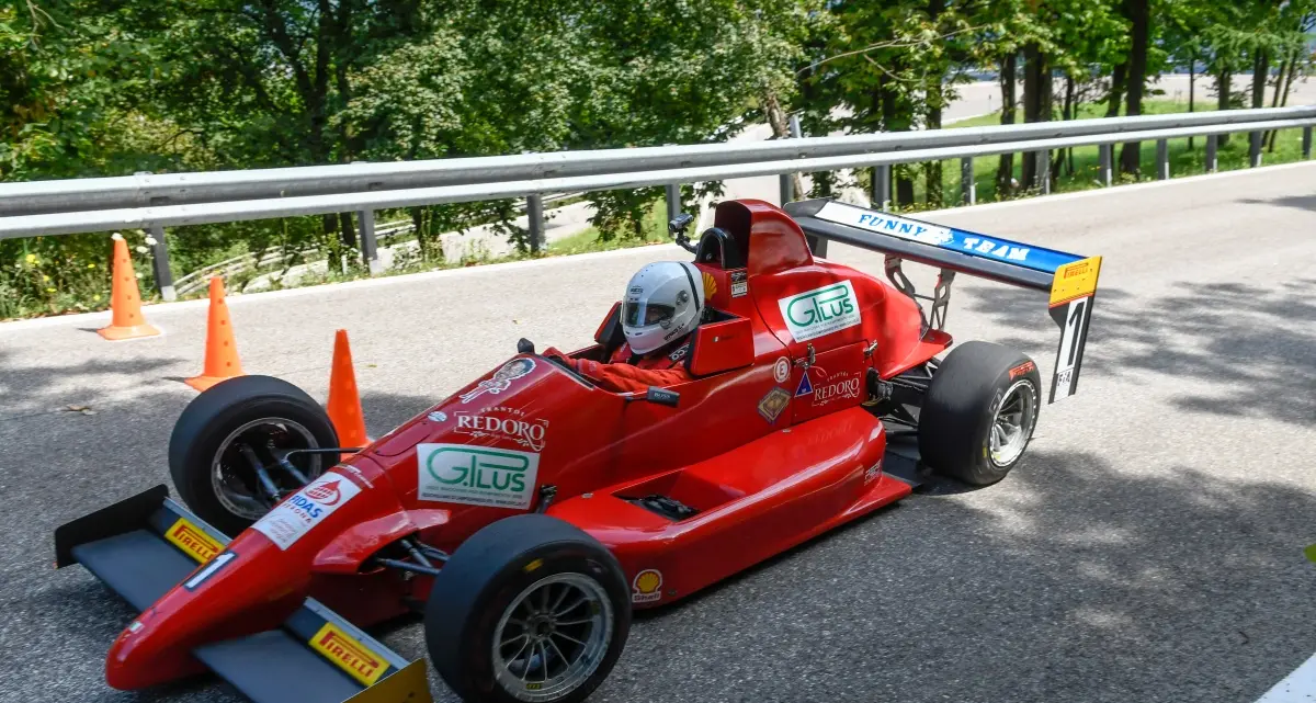 Slalom Sette Tornanti, Zandonà per il poker