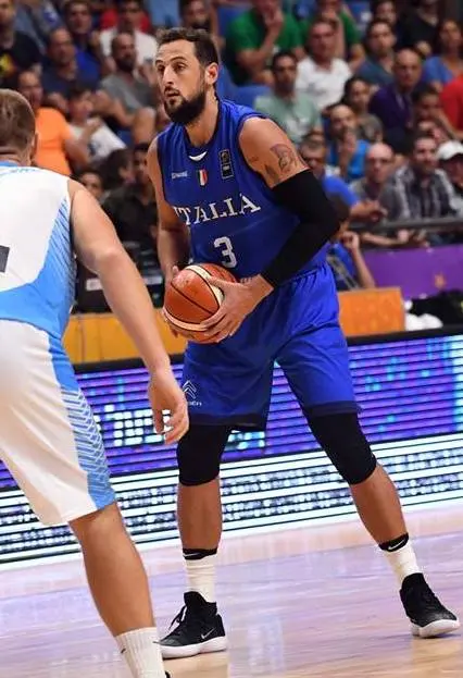 Belinelli trascina l’Italbasket, seconda vittoria agli Europei
