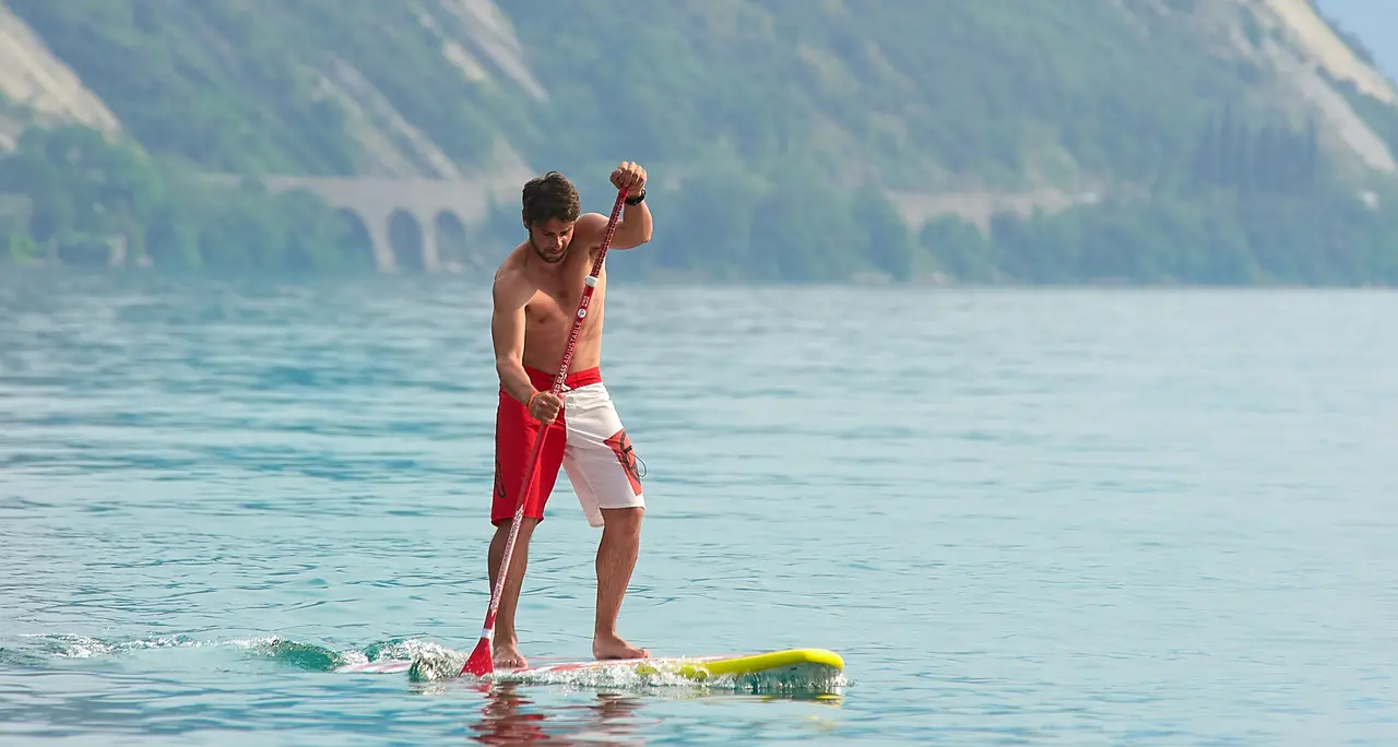 Il Circolo Surf Torbole lancia il “sup”: domenica la prima gara