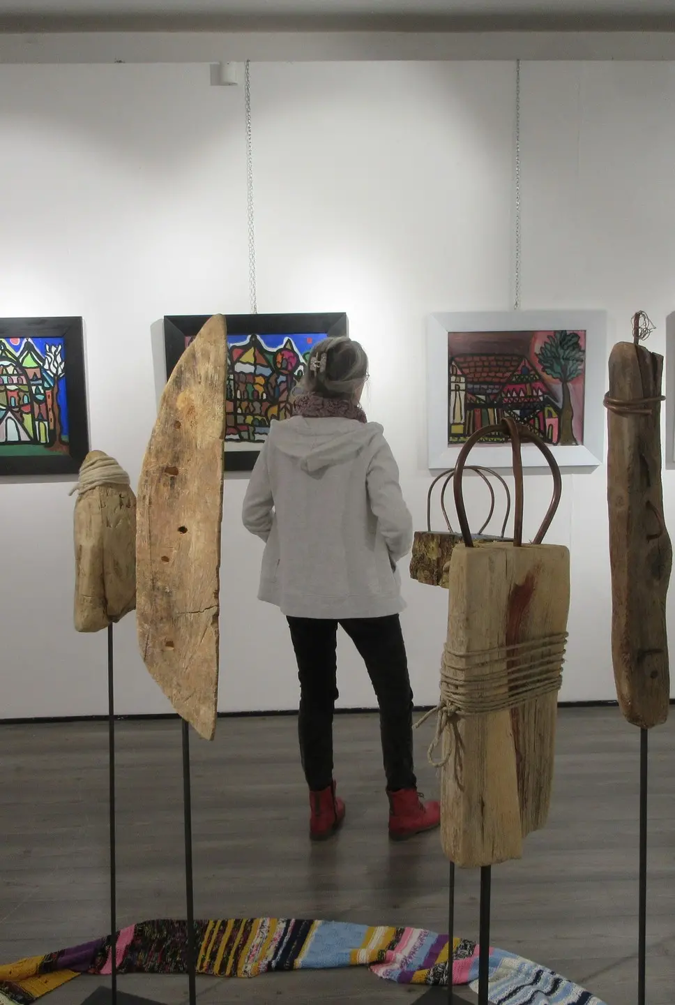 Arte di Olimpio Cari esposta in sala Maier