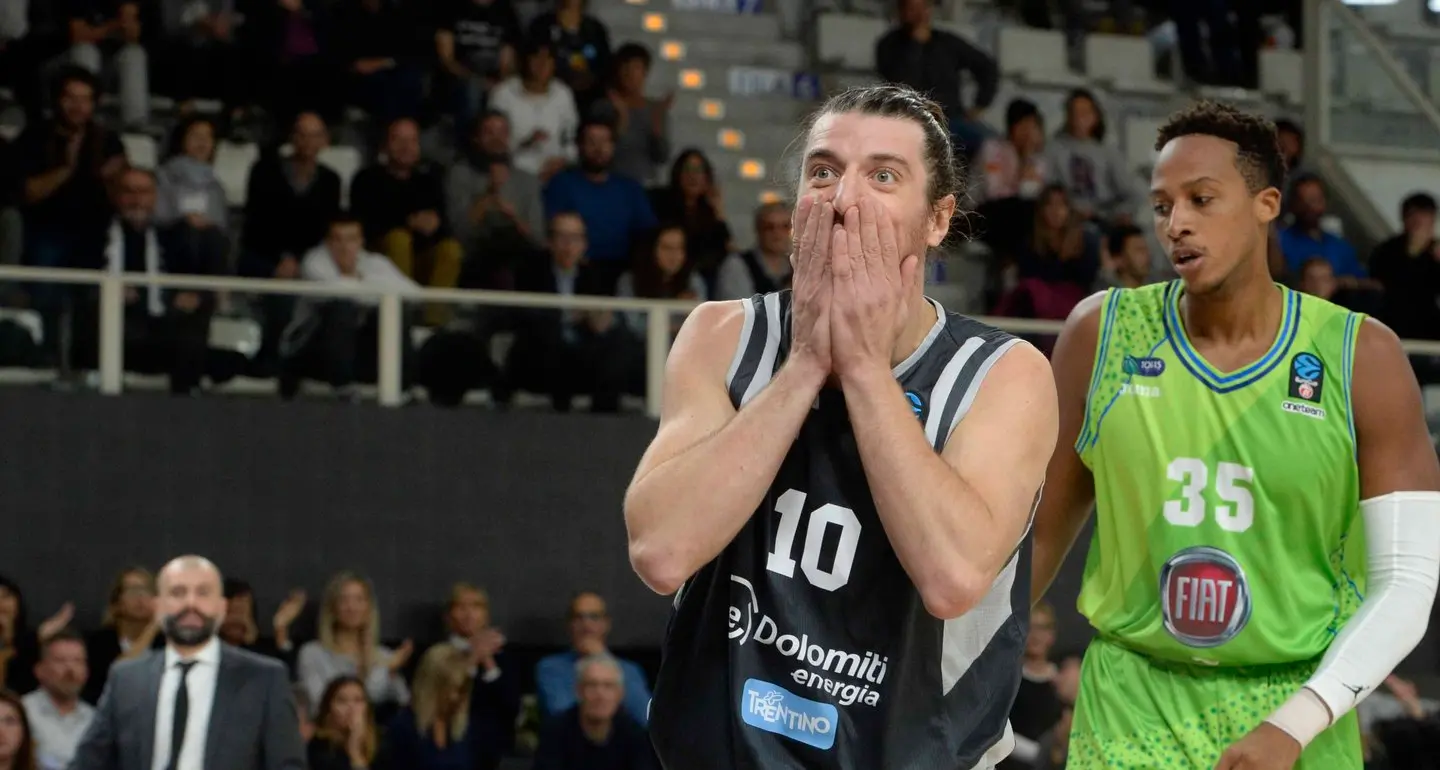 L’Aquila parte bene ma poi arriva il Tofas