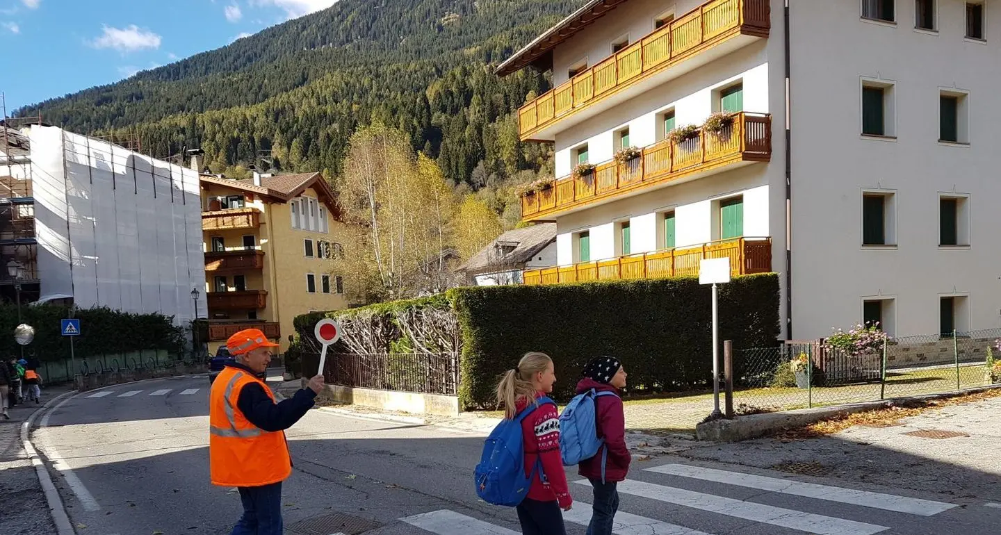 Primiero, il grazie del Comune ai “nonni vigile”