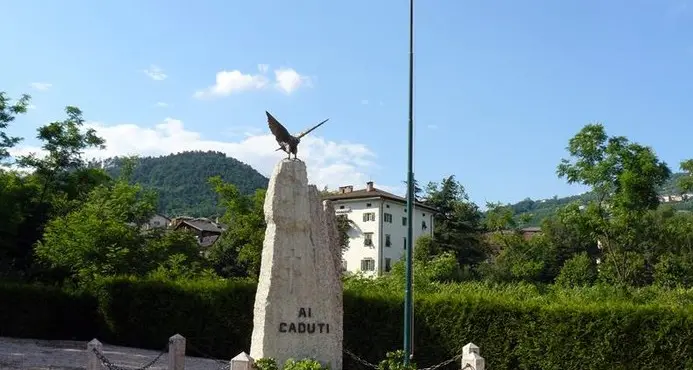 Alpini e Schützen “contro” per i Caduti