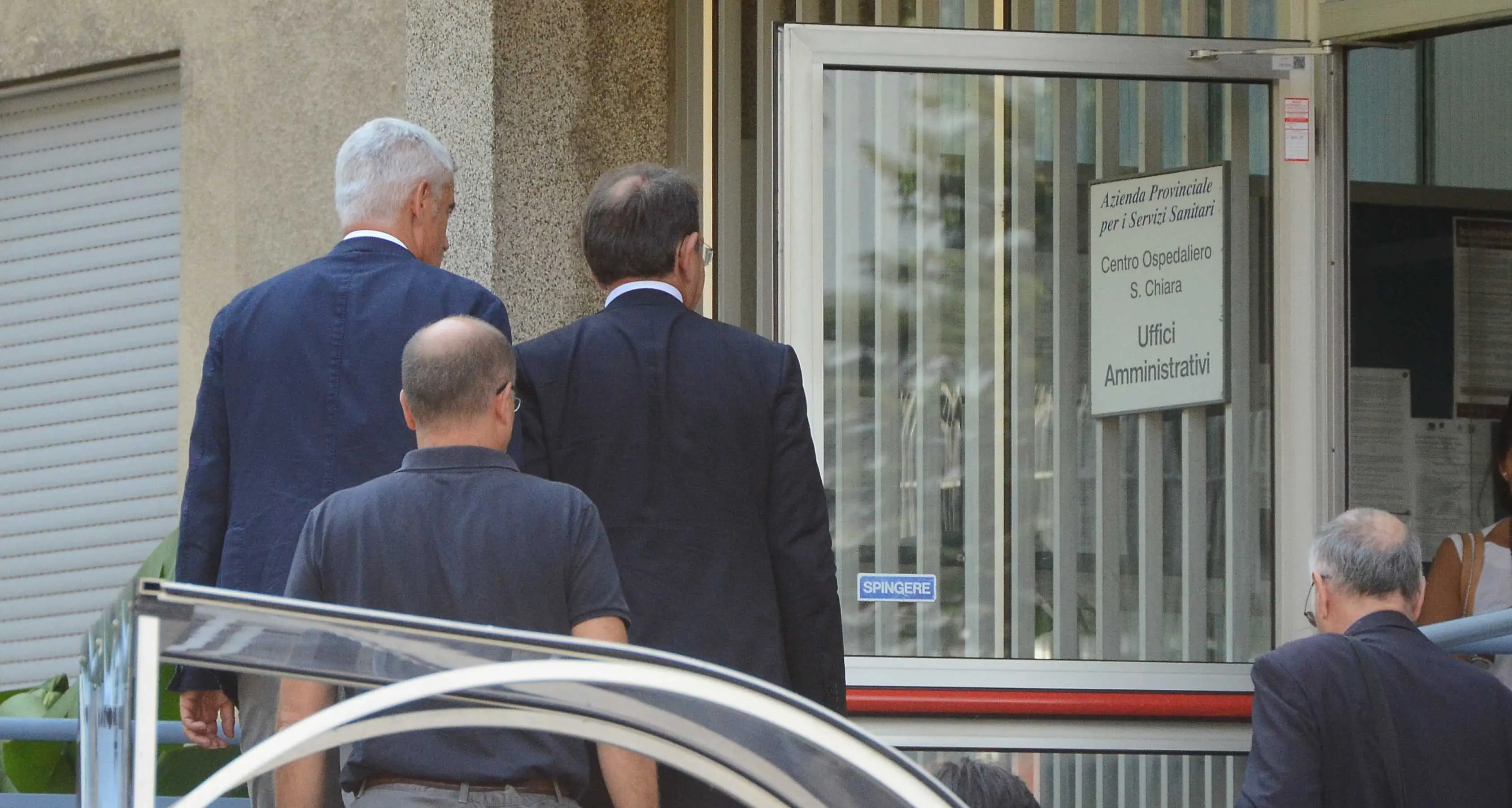 Tre ipotesi per il contagio di Sofia