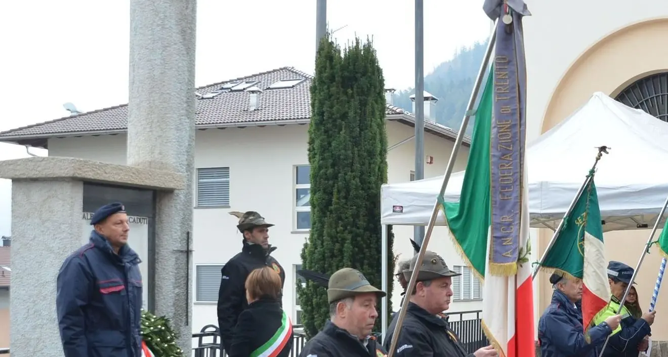Albiano, commemorati i Caduti di tutte le guerre