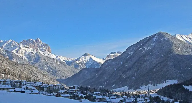 Scivola nella scarpata, muore a Vigo di Fassa