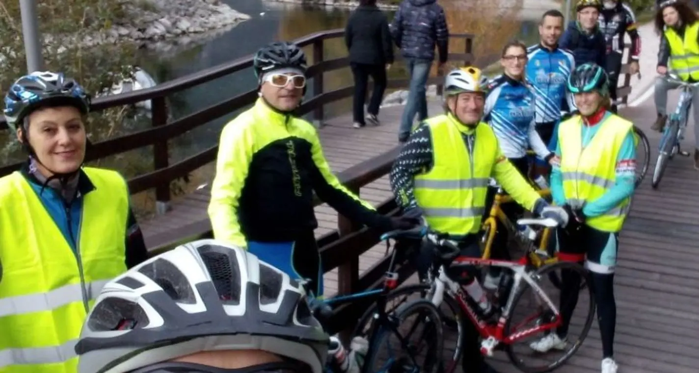 La pedalata che sfida il maltempo