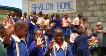 Viaggio del cuore in Kenya per 27 ragazzi nonesi