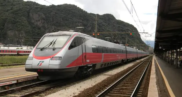 Trenitalia potenzia i Frecciargento Trento - Roma