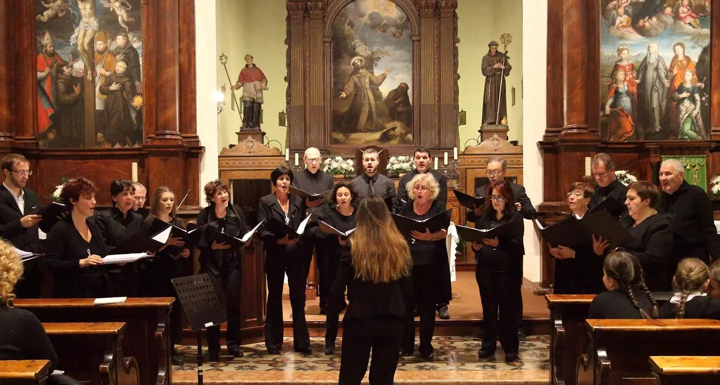 Coro Calicantus, festa di compleanno doc