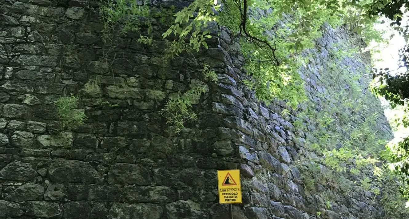 Castello S. Barbara, difficile il recupero