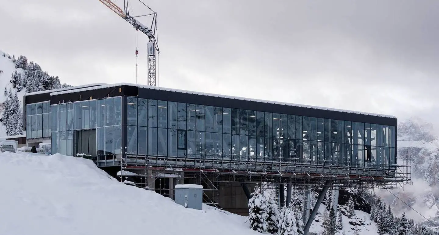 Arriva la prima neve e gli impiantisti sorridono