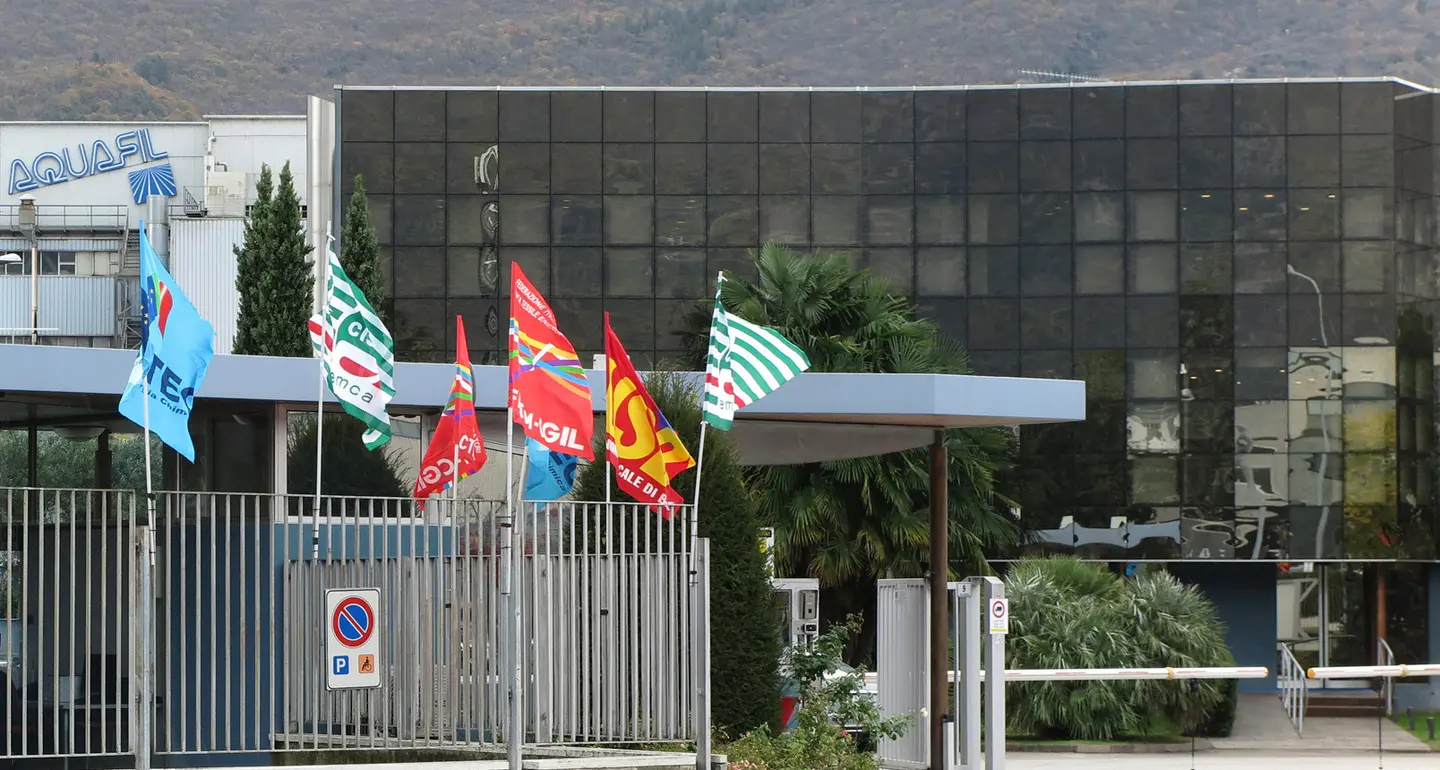 Aquafil, la Rsu annuncia il blocco degli straordinari