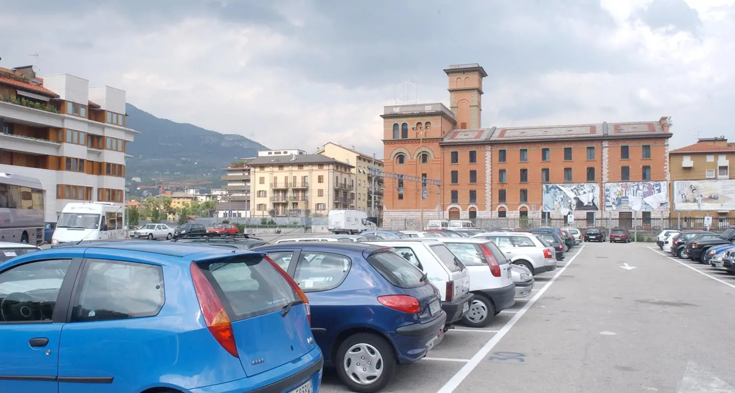 Aule studio: l' università punta su via Sanseverino