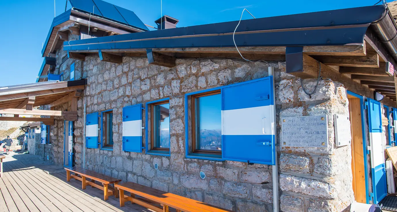 Il rifugio Marchetti al veronese Bighellini