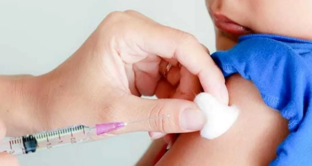Bambini non vaccinati? Niente buoni di servizio